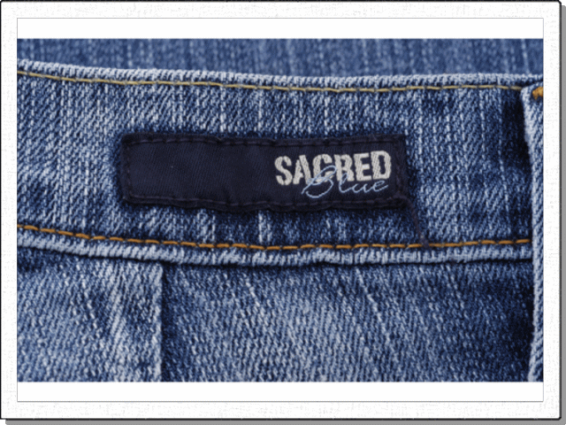 Sacred Blue$B$N<L??(B
